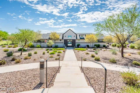 $695,000 | 17146 North 50th Street, Scottsdale, AZ 85254