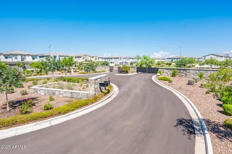 $695,000 | 17146 North 50th Street, Scottsdale, AZ 85254