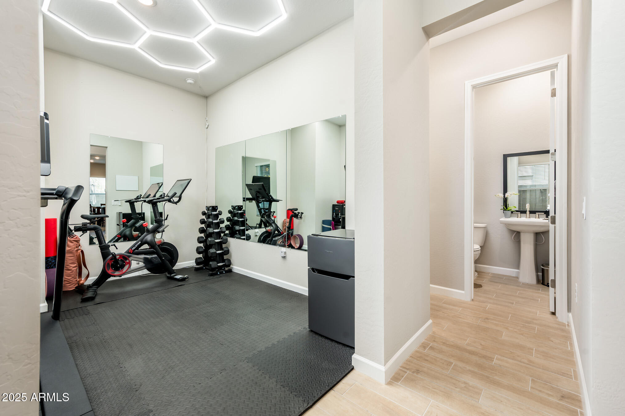 17146 North 50th Street Scottsdale, AZ 85254 - Photo 6 of 51 1st floor Bedroom/Bath Option