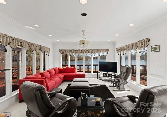 $1,599,000 | 718 Eagle Point Court, Matthews, NC 28104