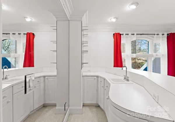 $1,399,000 | 718 Eagle Point Court, Matthews, NC 28104