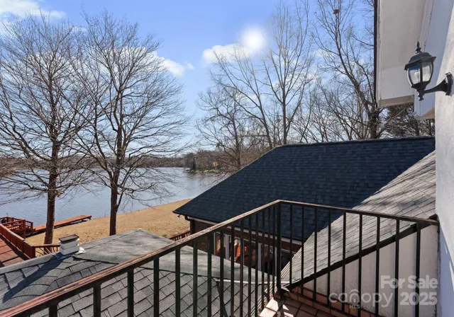 $1,599,000 | 718 Eagle Point Court, Matthews, NC 28104