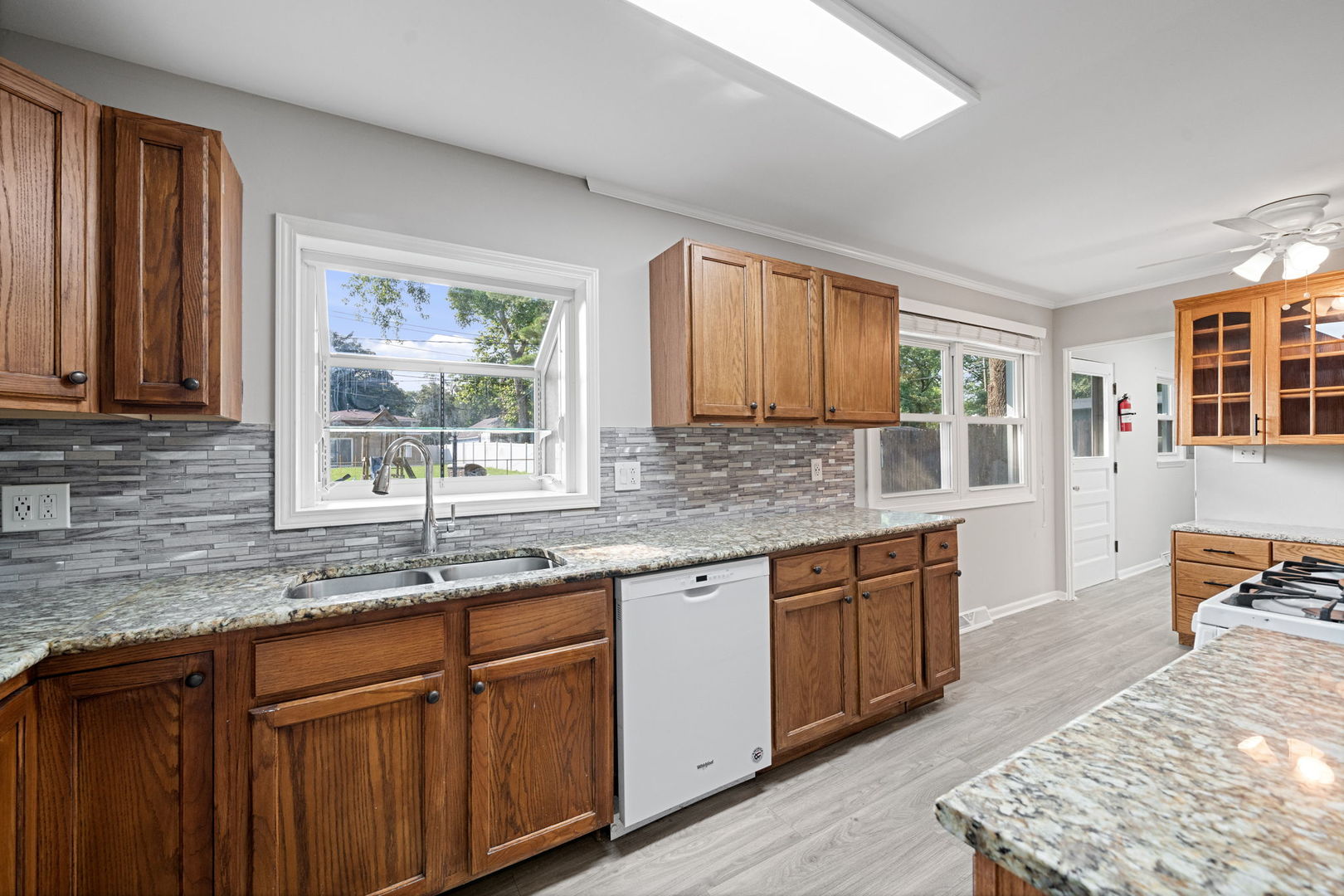 9 Woodridge Road Montgomery, IL 60538 - Photo 10 of 31 Gallery Image 10