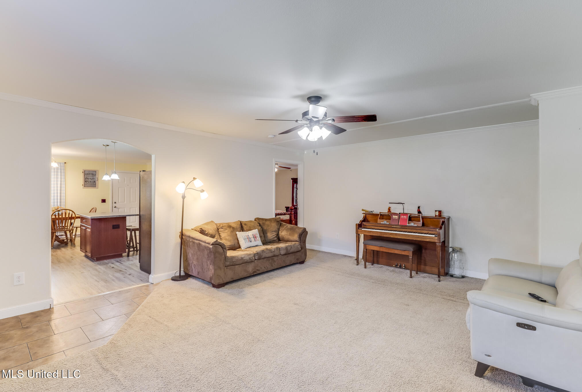 1049 A Carnes Road Wiggins, MS 39577 - Photo 12 of 29 Large Living Area