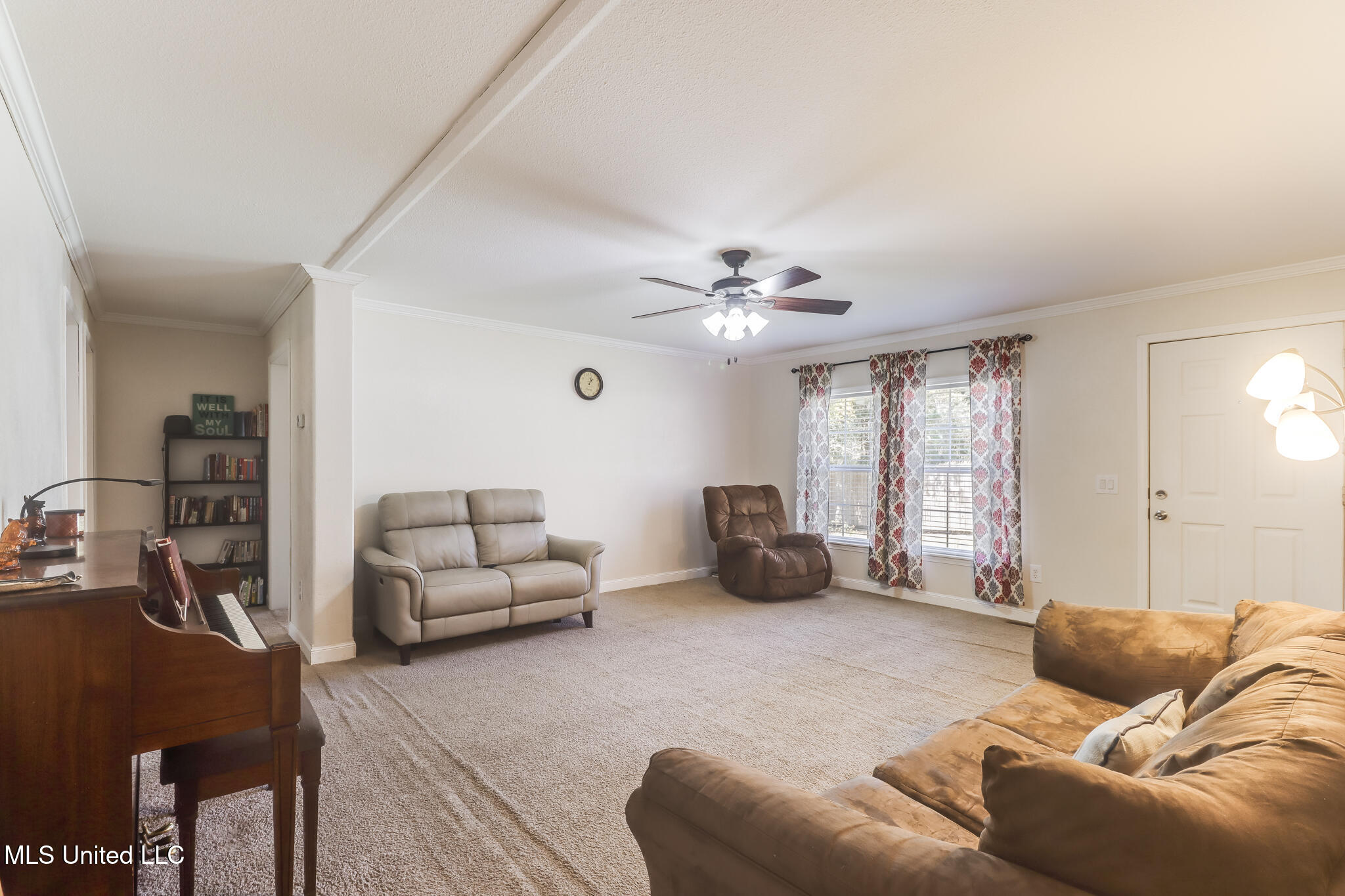 1049 A Carnes Road Wiggins, MS 39577 - Photo 14 of 29 Living Area