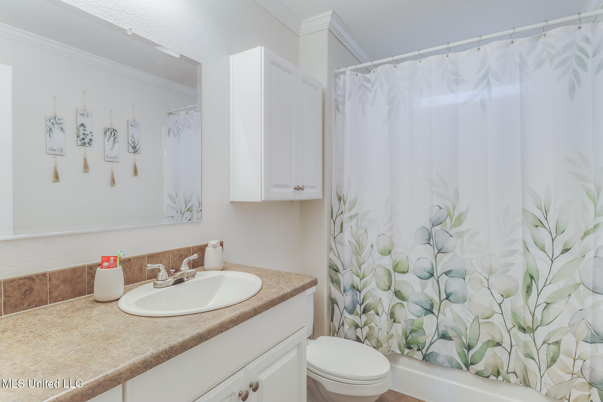 1049 A Carnes Road Wiggins, MS 39577 - Photo 21 of 29 Guest Full bath