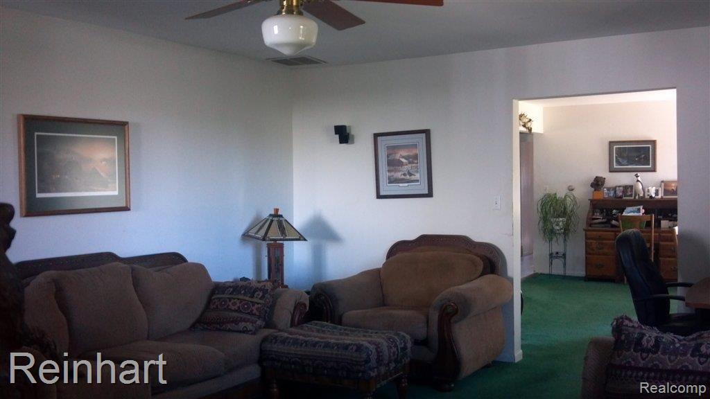 5163 Scofield Road Maybee, MI 48159 - Photo 7 of 23 LIVING ROOM