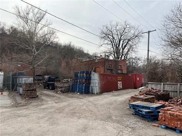 $225,000 | 410 North Olive Street, Kansas City, MO 64120