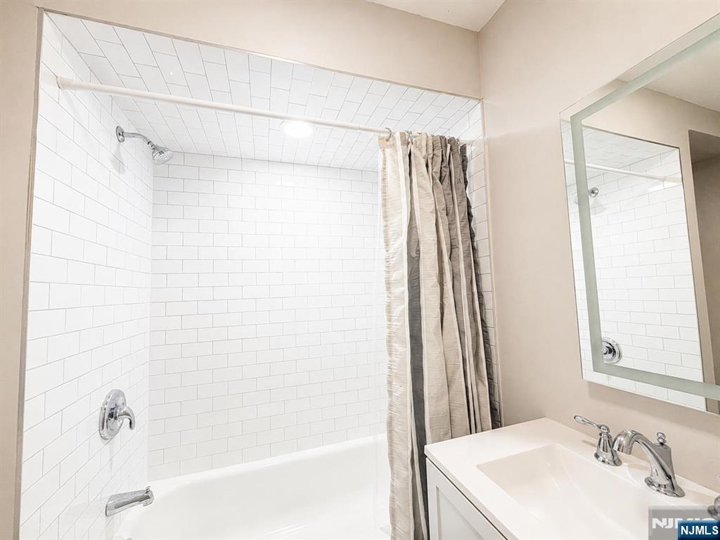 24 Sunderland Avenue Rutherford, NJ 07070 - Photo 16 of 34