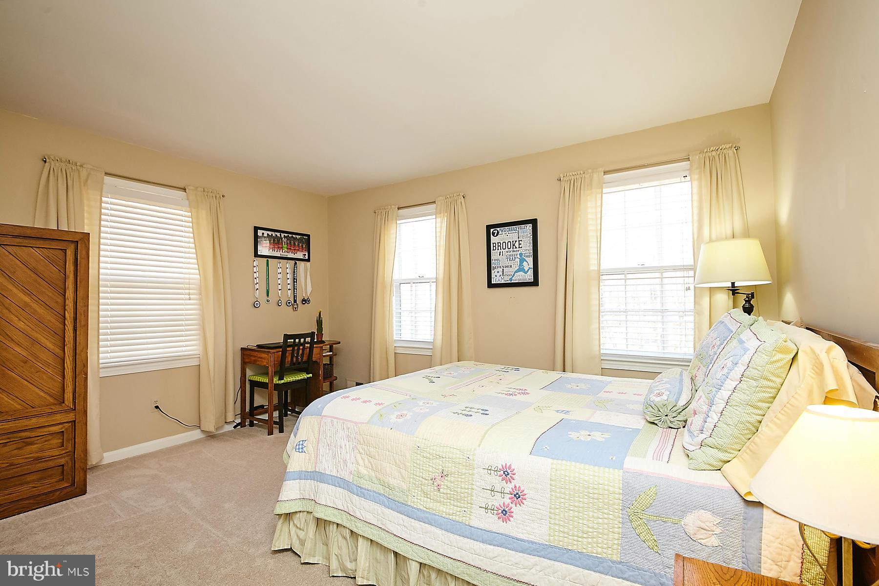 8070 Stillbrooke Road Manassas, VA 20112 - Photo 18 of 30 Bedroom