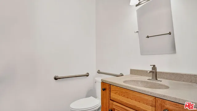 $3,300 | 263 East Sierra Madre Boulevard, Unit 4, Sierra Madre, CA 91024