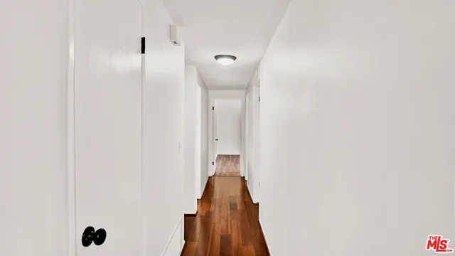 $3,300 | 263 East Sierra Madre Boulevard, Unit 4, Sierra Madre, CA 91024