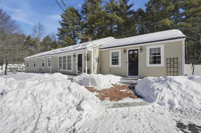 $520,000 | 9 Kanehoe Court, Townsend, MA 01474