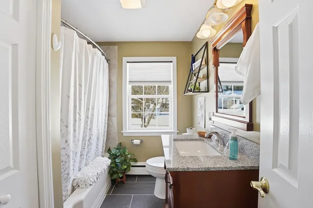 $520,000 | 9 Kanehoe Court, Townsend, MA 01474