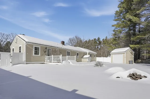 $520,000 | 9 Kanehoe Court, Townsend, MA 01474