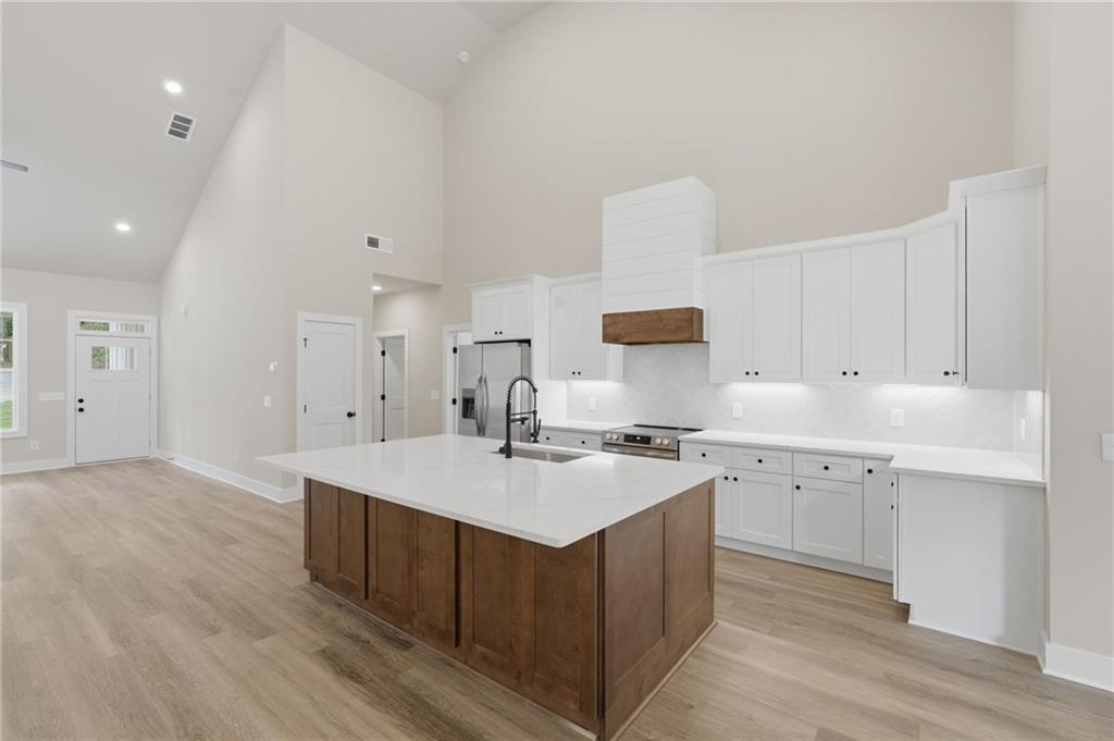 9120 Lisa Circle Gainesville, GA 30506 - Photo 17 of 36