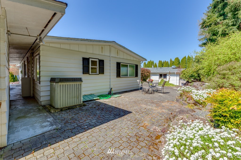 23903 Rock Circle Bothell, WA 98021 - Photo 24 of 39