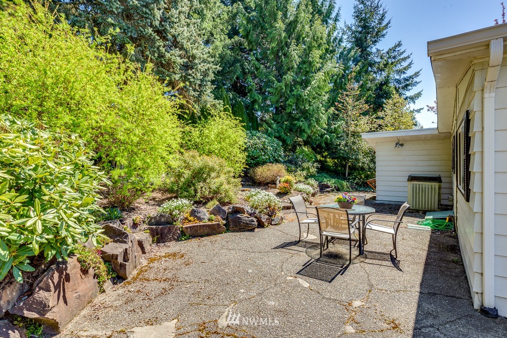 23903 Rock Circle Bothell, WA 98021 - Photo 25 of 39