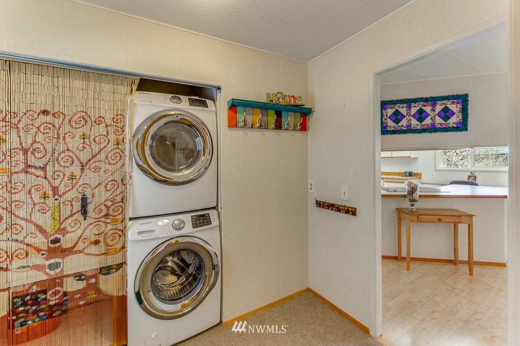 23903 Rock Circle Bothell, WA 98021 - Photo 7 of 39
