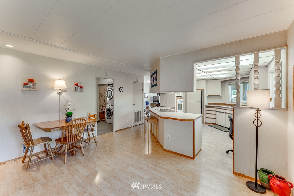 23903 Rock Circle Bothell, WA 98021 - Photo 9 of 39