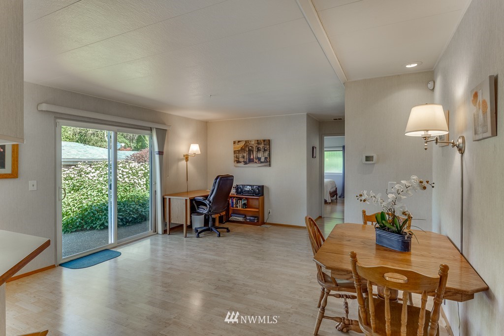 23903 Rock Circle Bothell, WA 98021 - Photo 10 of 39