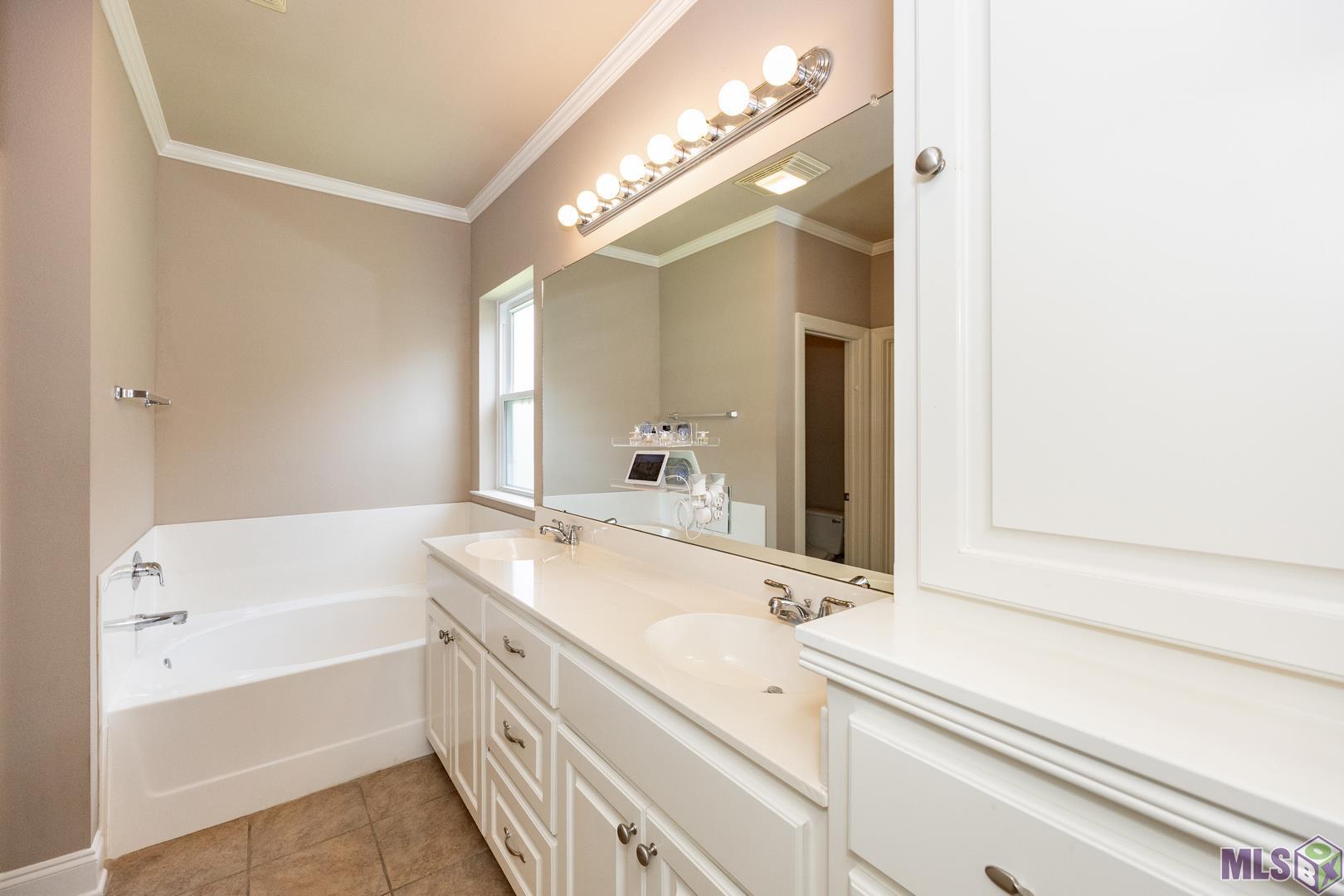 16122 Venetian Avenue Baton Rouge, LA 70817 - Photo 17 of 28 Gallery Image 17