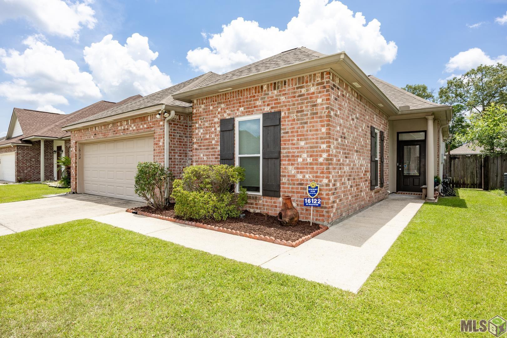 16122 Venetian Avenue Baton Rouge, LA 70817 - Photo 2 of 28 Gallery Image 2