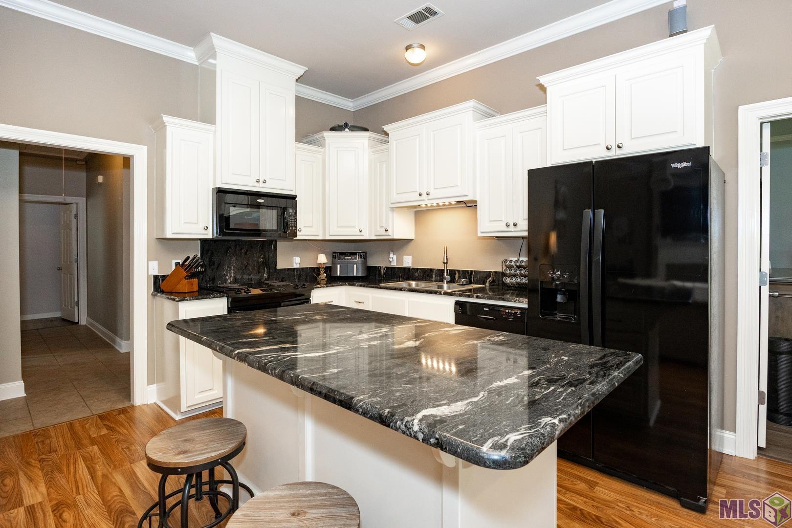 16122 Venetian Avenue Baton Rouge, LA 70817 - Photo 10 of 28 Gallery Image 10