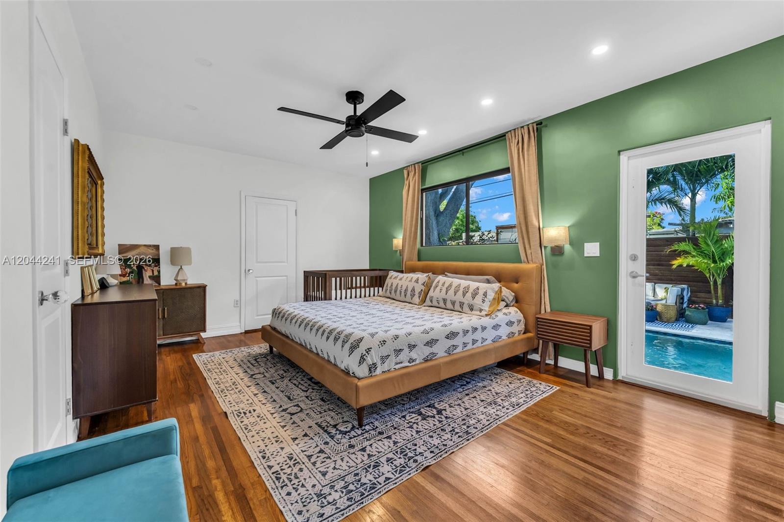2220 Southwest 25th Street Miami, FL 33133 - Photo 17 of 24