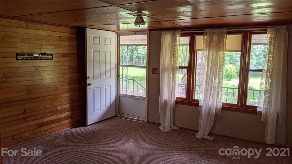 332 Jericho Road Harmony, NC 28634 - Photo 3 of 17 a view of an empty room with a window