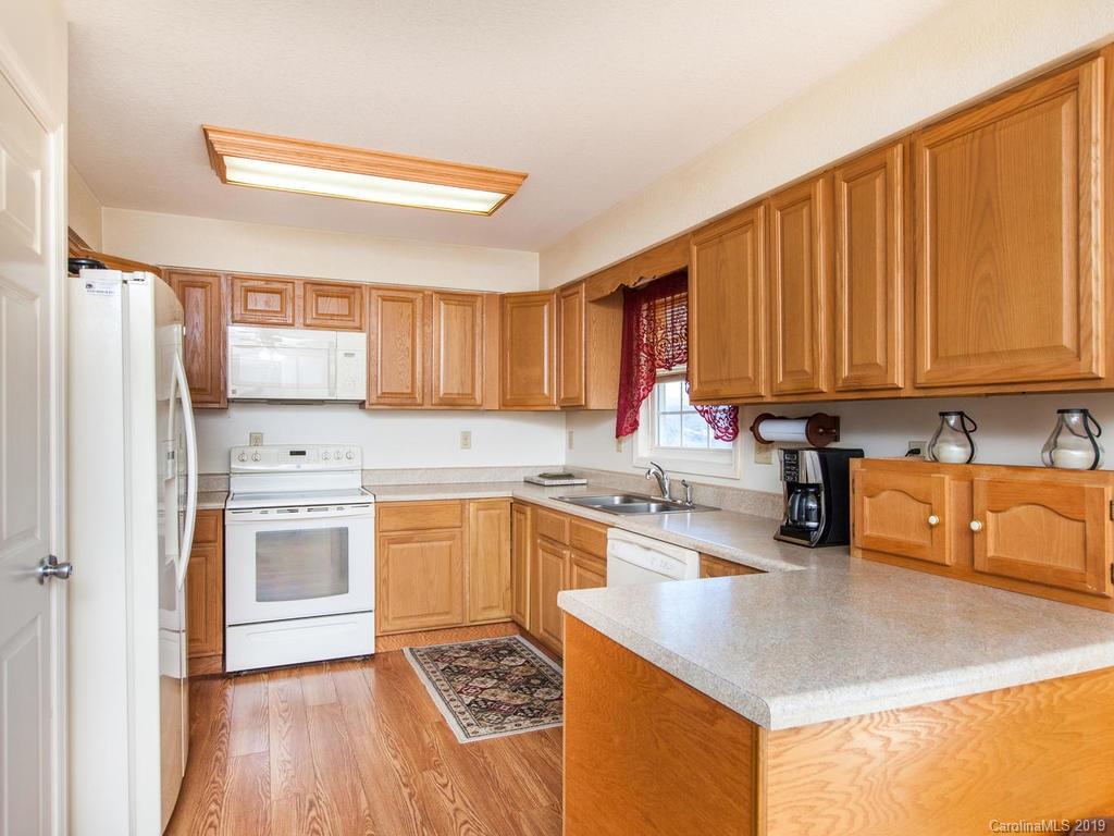 74 Murray De Bruhl Road Alexander, NC 28701 - Photo 14 of 34 Gallery Image 14