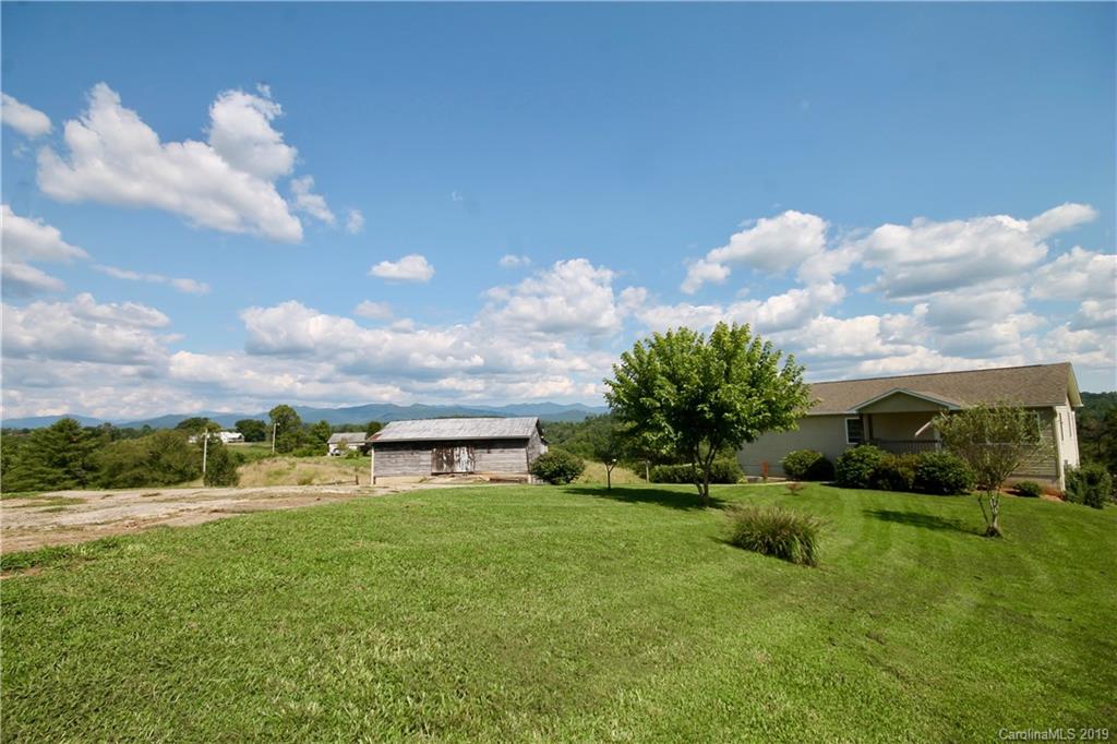 74 Murray De Bruhl Road Alexander, NC 28701 - Photo 5 of 34 Gallery Image 5