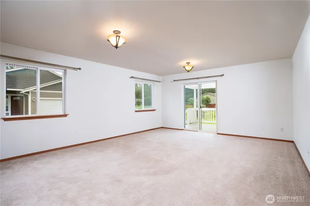 $445,000 | 20614 6th Ave Court East, Spanaway, WA 98387