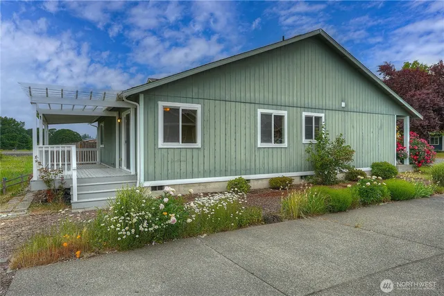 $445,000 | 20614 6th Ave Court East, Spanaway, WA 98387