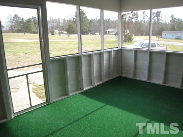 888 Foster Road Henderson, NC 27537 - Photo 14 of 15 Gallery Image 14