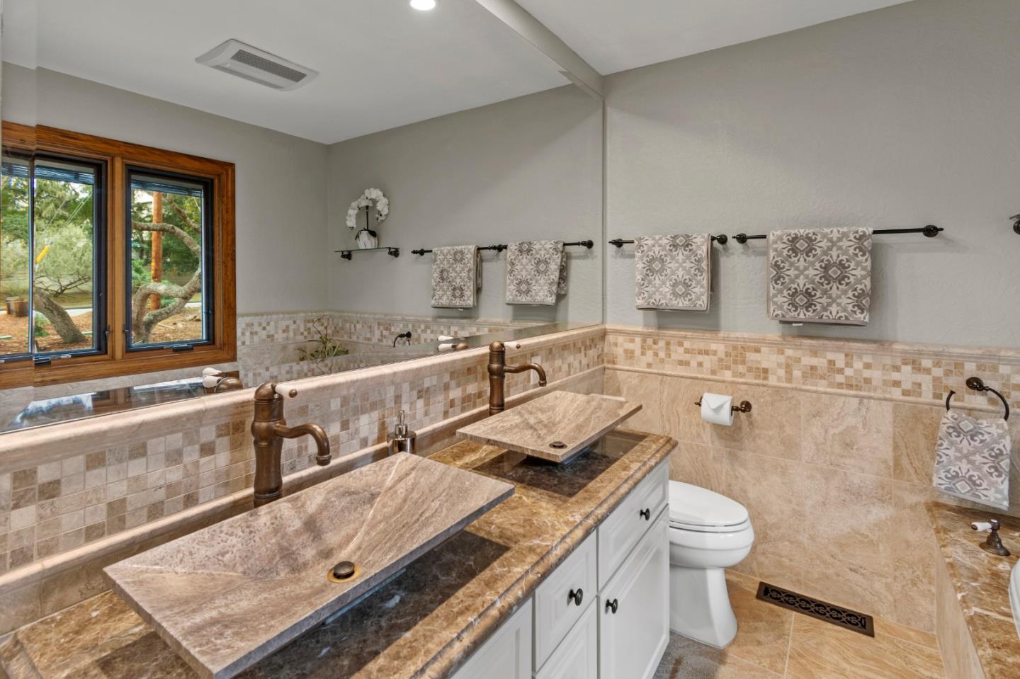 2862 Congress Road Pebble Beach, CA 93953 - Photo 11 of 25 Gallery Image 11