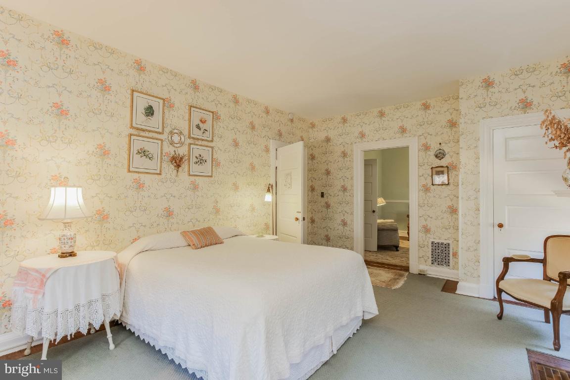 2 Thistle Road Baltimore, MD 21228 - Photo 37 of 64