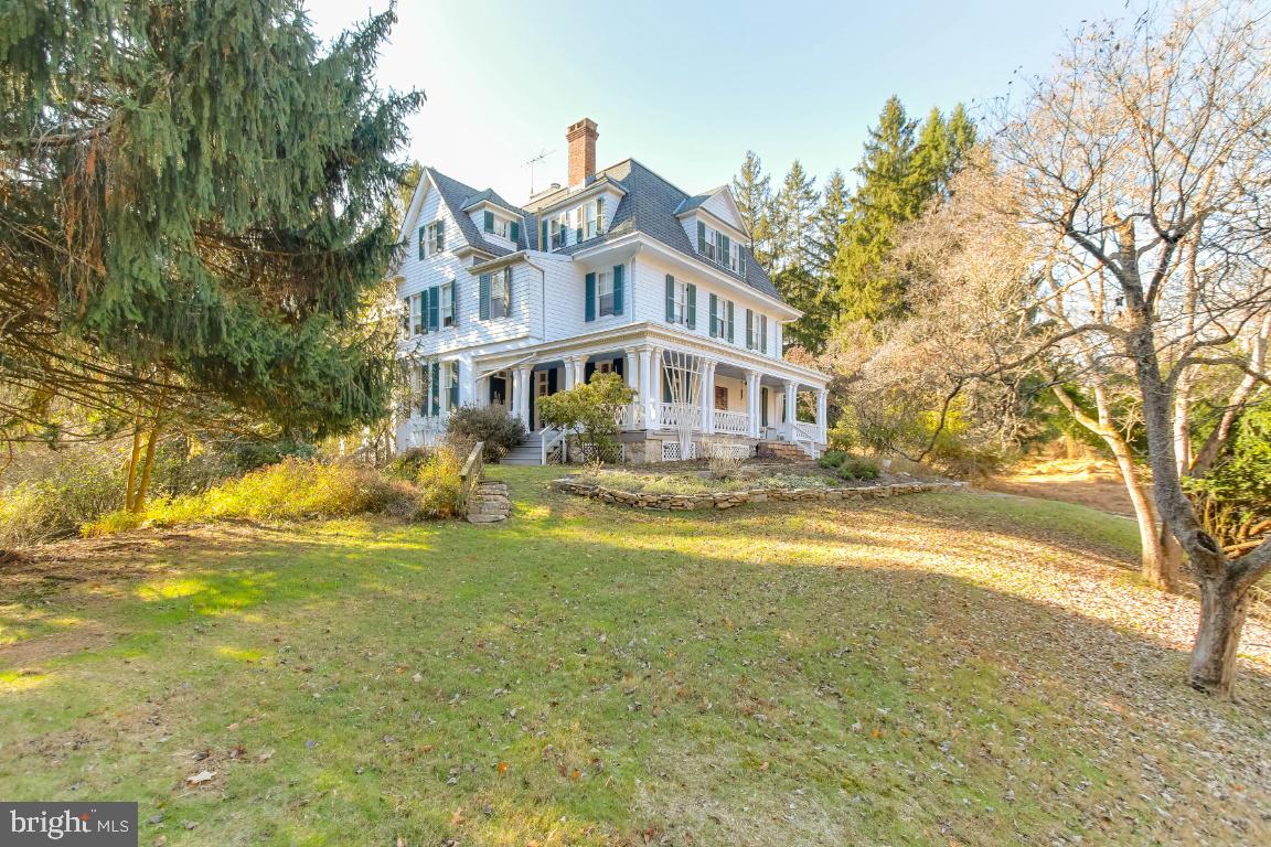 2 Thistle Road Baltimore, MD 21228 - Photo 8 of 64