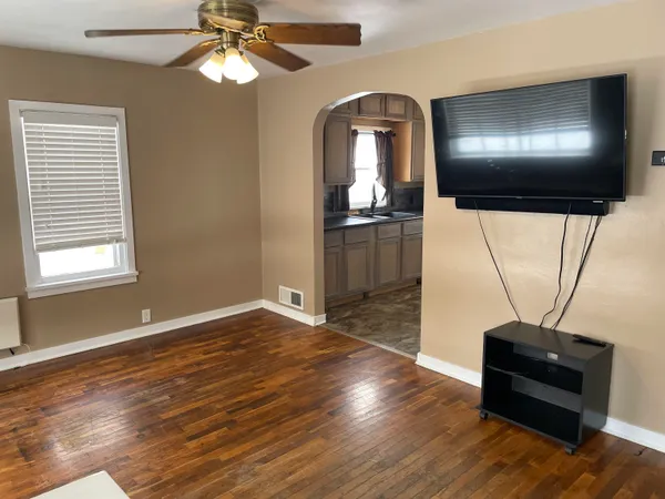 $164,500 | 317 South West Street, Angola, IN 46703