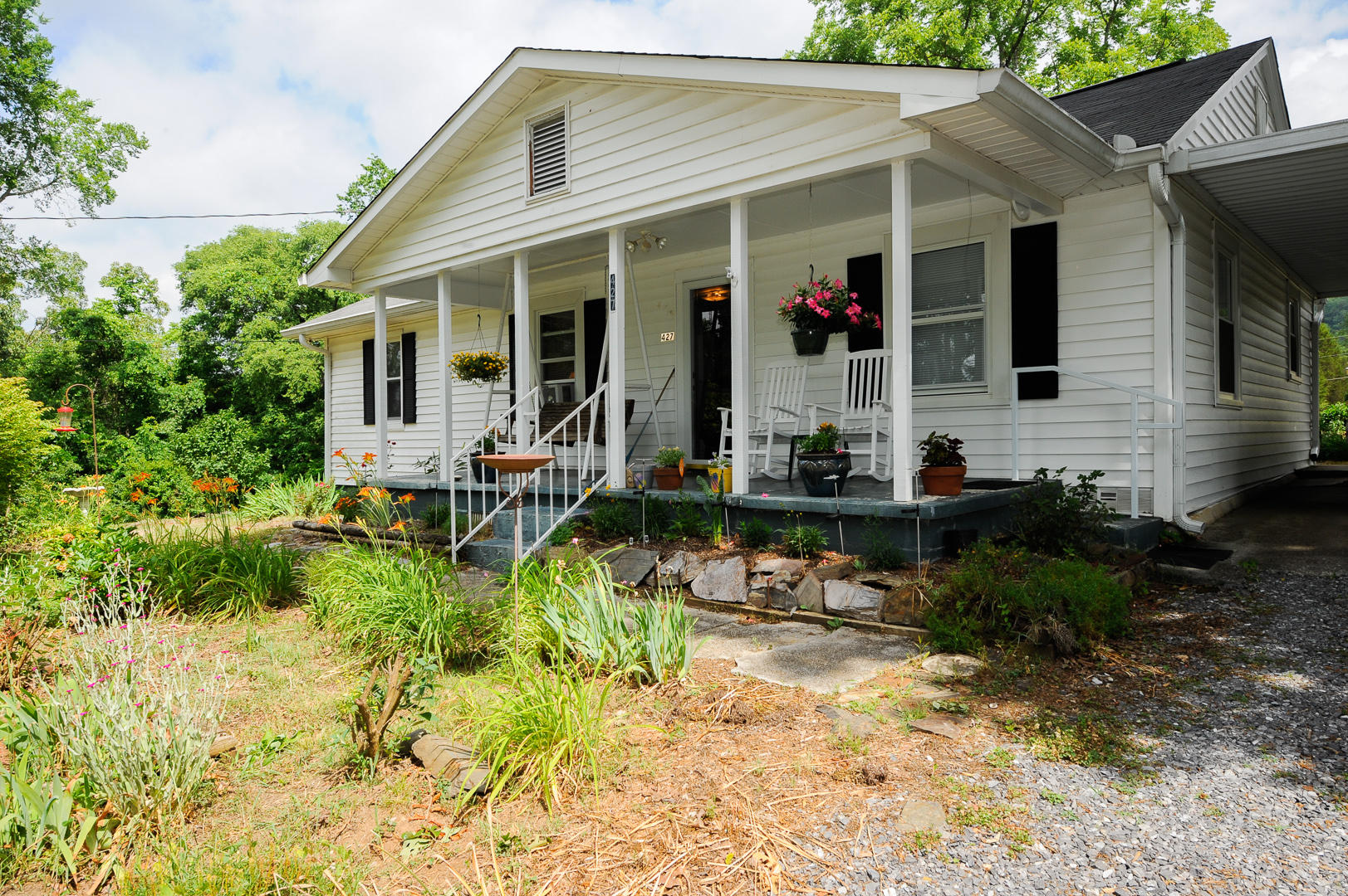 427 Roddy Branch Road Rockford, TN 37853 - Photo 3 of 37 _DSC4475
