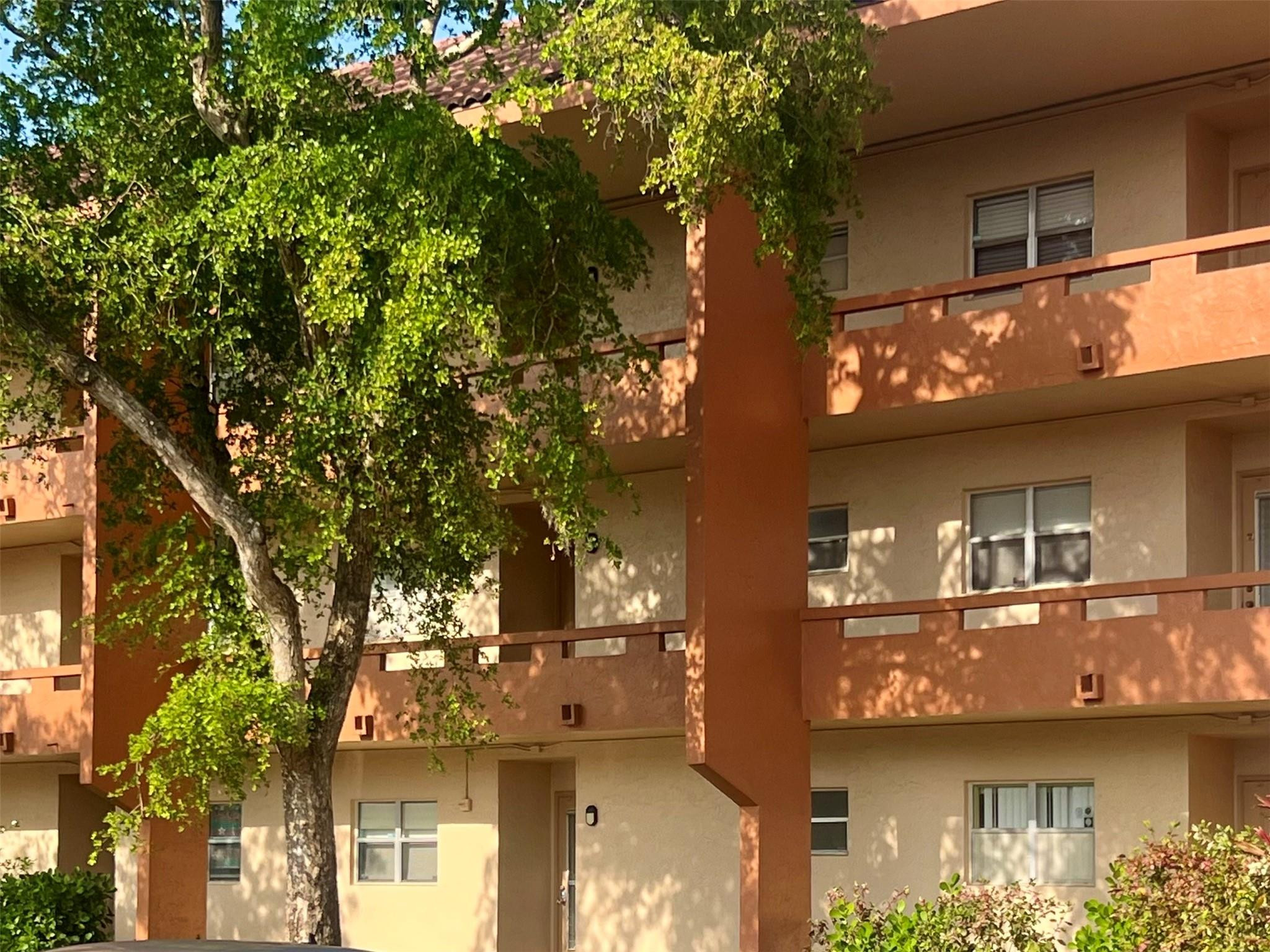 8810 West McNab Road, Unit 202 Tamarac, FL 33321 - Photo 2 of 18 Photo 2