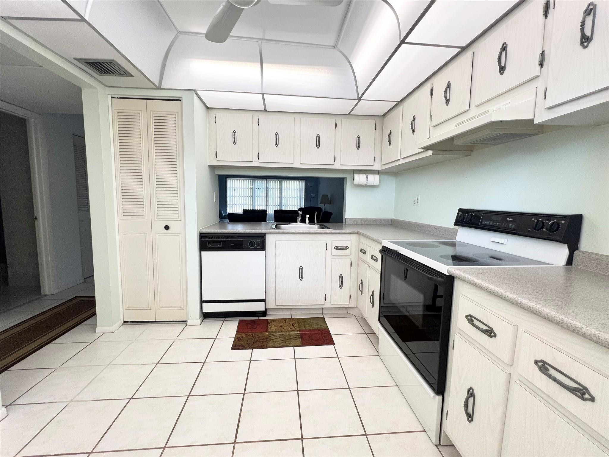 8810 West McNab Road, Unit 202 Tamarac, FL 33321 - Photo 3 of 18 Photo 3