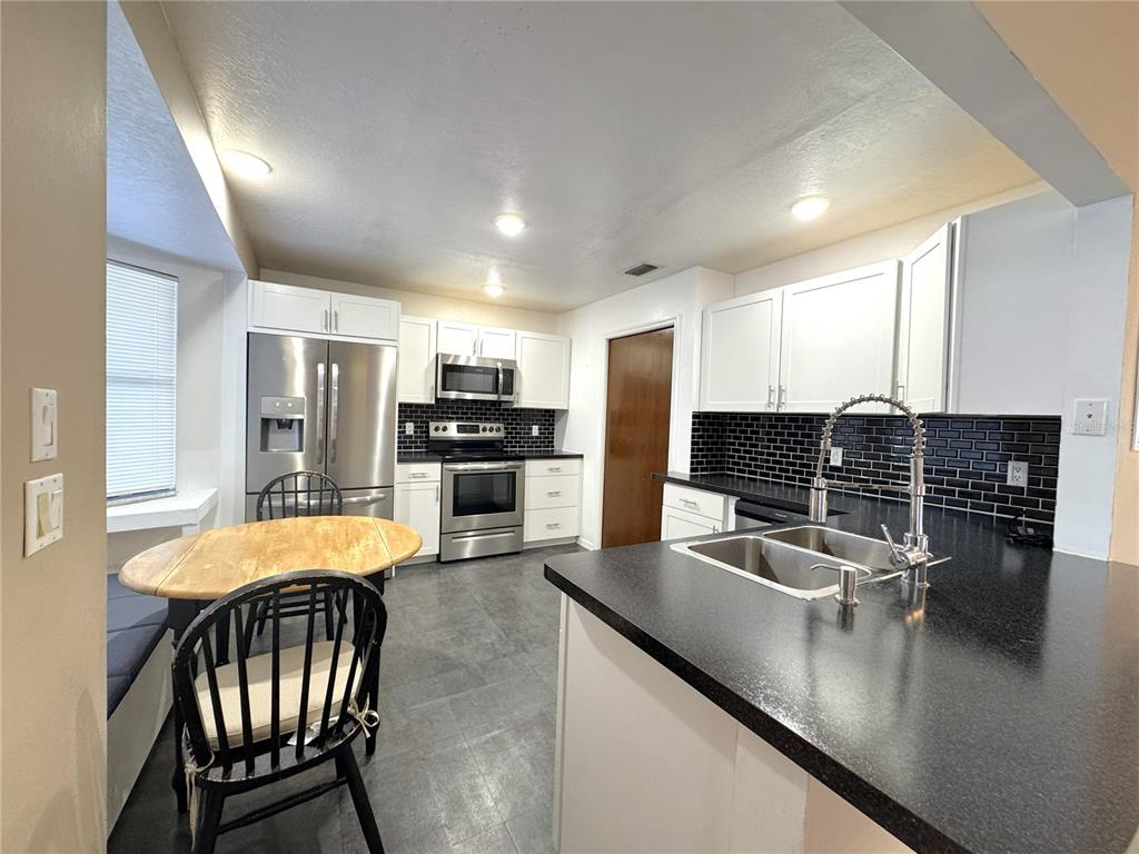 1514 Poe Street Inverness, FL 34450 - Photo 4 of 19