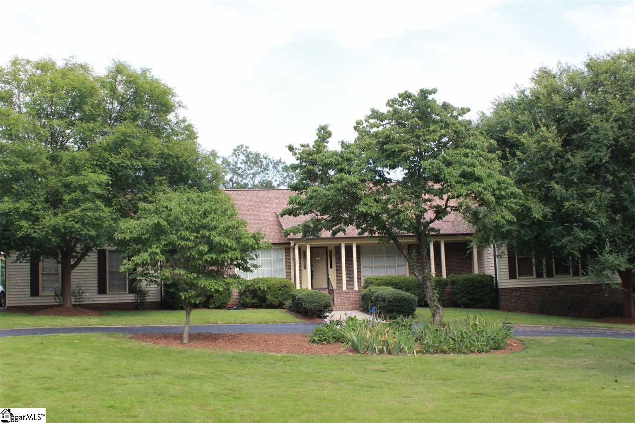 2210 Hudson Road Greer, SC 29650 - Photo 29 of 32 Gallery Image 29