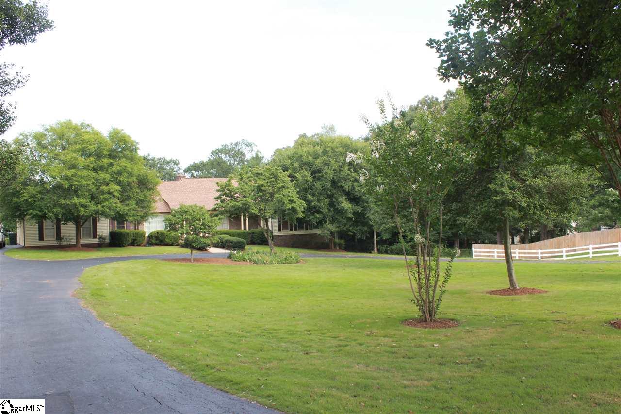 2210 Hudson Road Greer, SC 29650 - Photo 30 of 32 Gallery Image 30