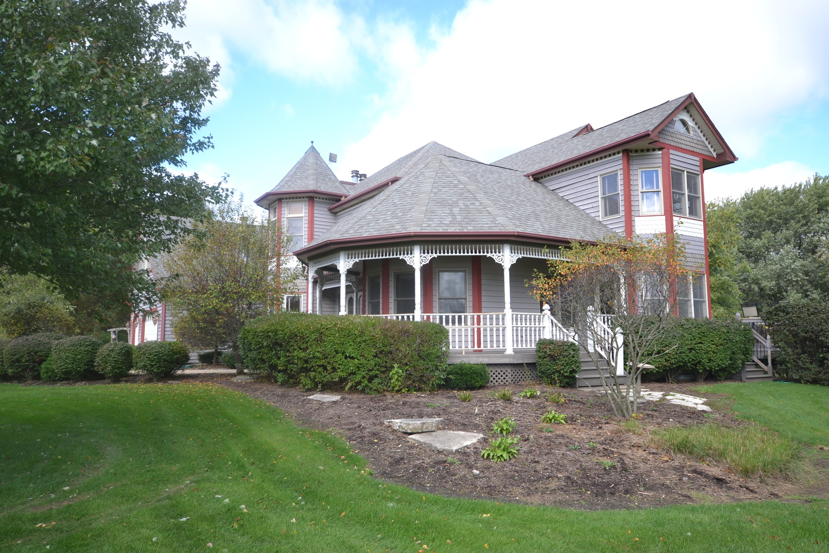 9N313 Muirhead Road Elgin, IL 60124 - Photo 47 of 61 a front view of a house with garden