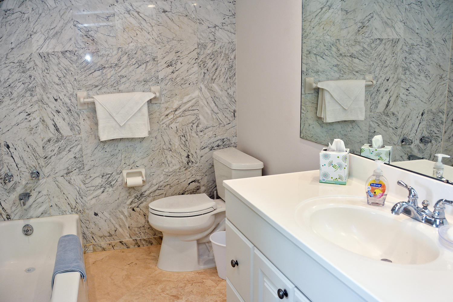 1071 Sugar Sands Boulevard, Unit 2 Singer Island, FL 33404 - Photo 10 of 18 1071 Sugar Sands Blvd 2 Singer-large-017