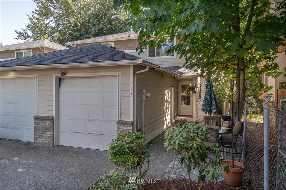 404 Taylor Avenue Northwest, Unit B Renton, WA 98057 - Photo 2 of 20 Gallery Image 2