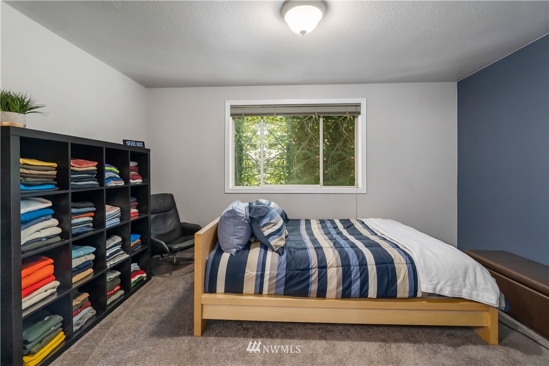 404 Taylor Avenue Northwest, Unit B Renton, WA 98057 - Photo 13 of 20 Gallery Image 13