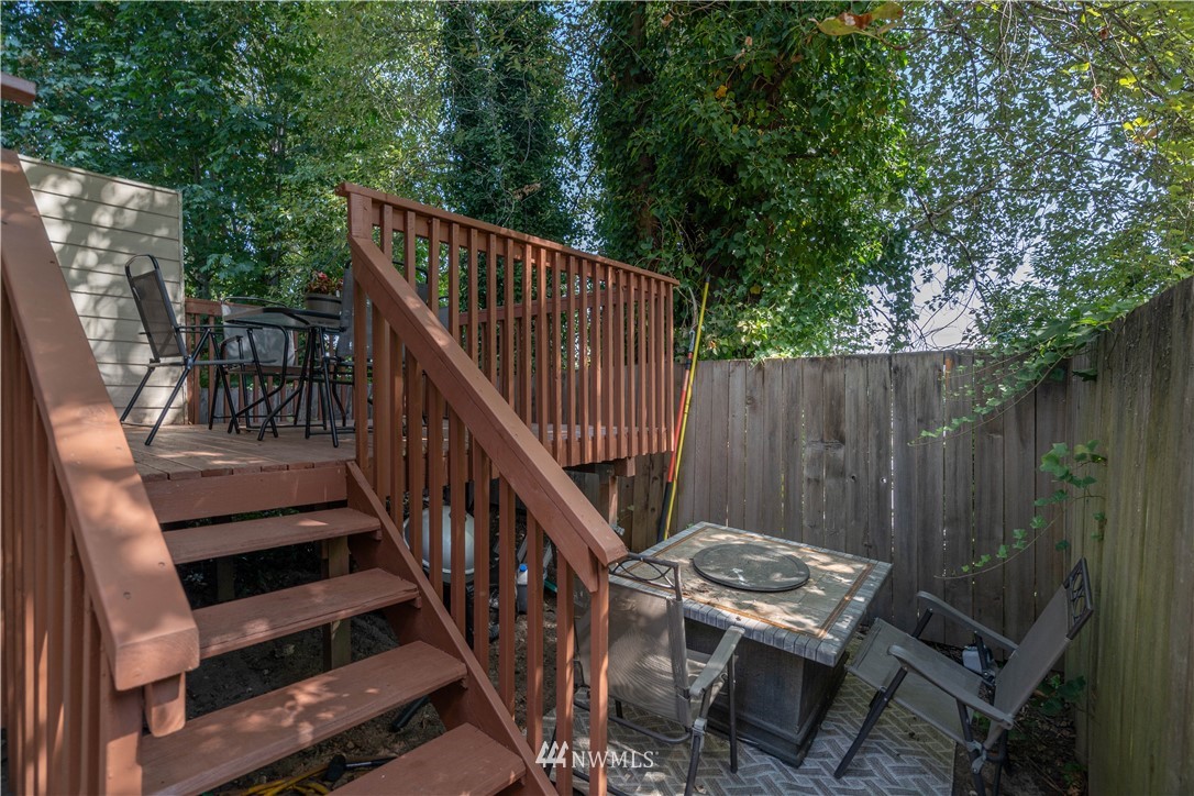 404 Taylor Avenue Northwest, Unit B Renton, WA 98057 - Photo 17 of 20 Gallery Image 17